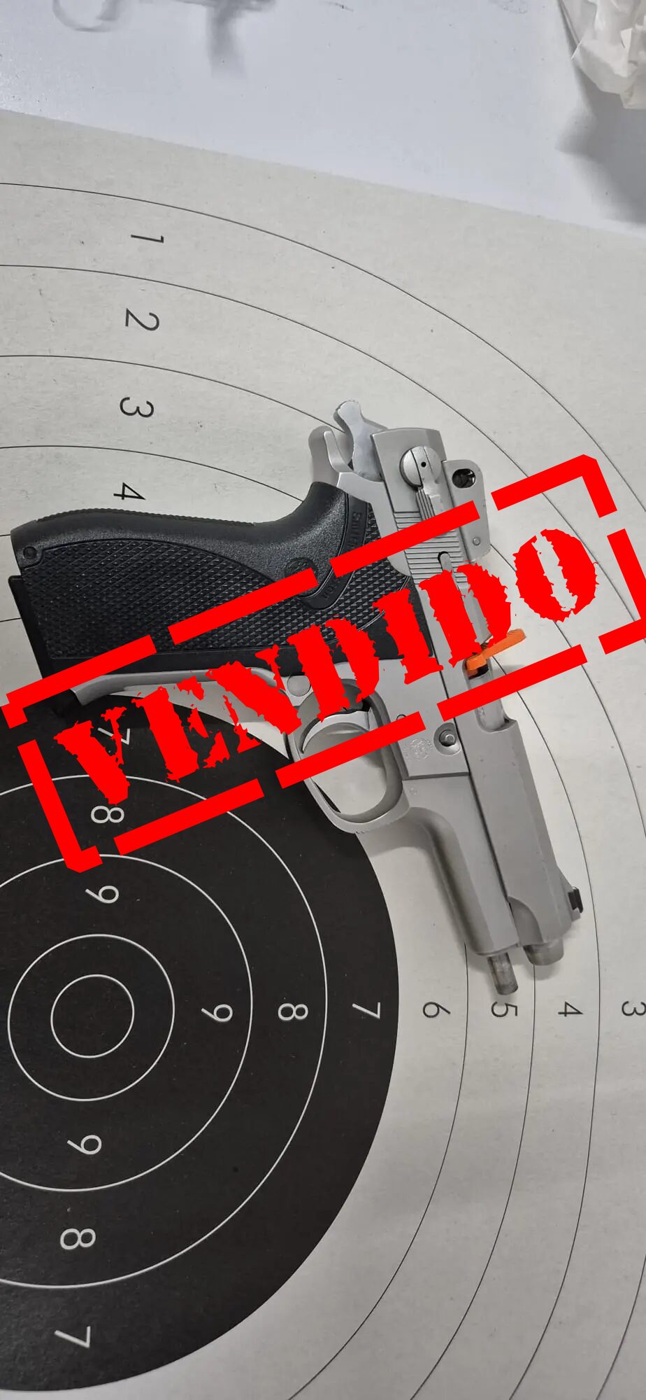 Pistola Smith and wesson 5906